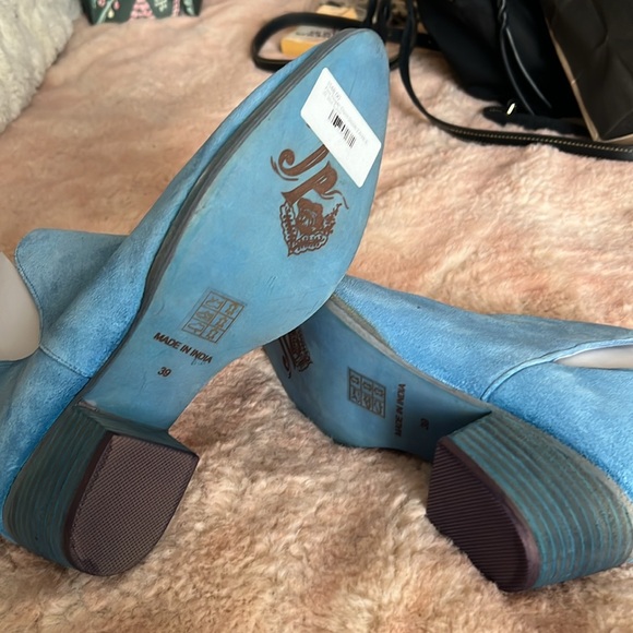 Free People Collection - Charm Double V Ankle Boot - Blue Suede - Picture 2 of 5